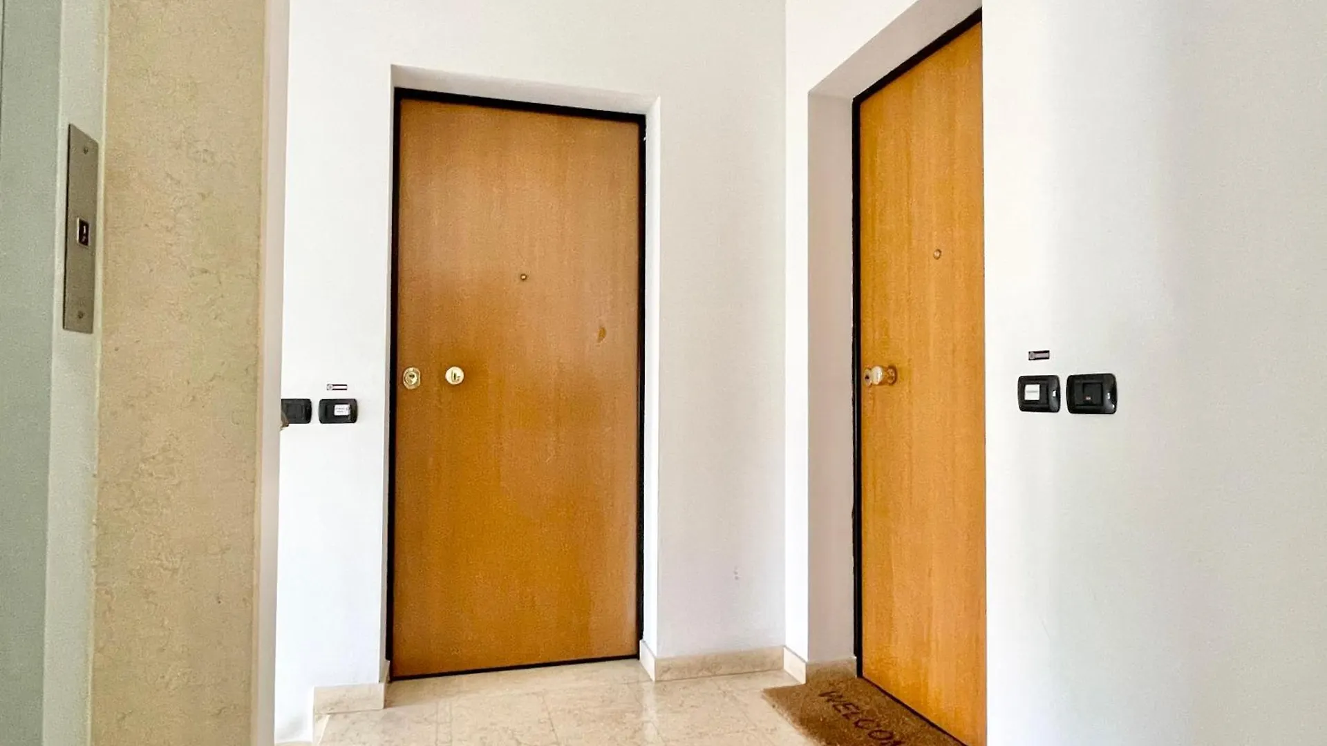 Apartamento Bilocale Con Terrazzo E Parcheggio - Alba Blu Rímini